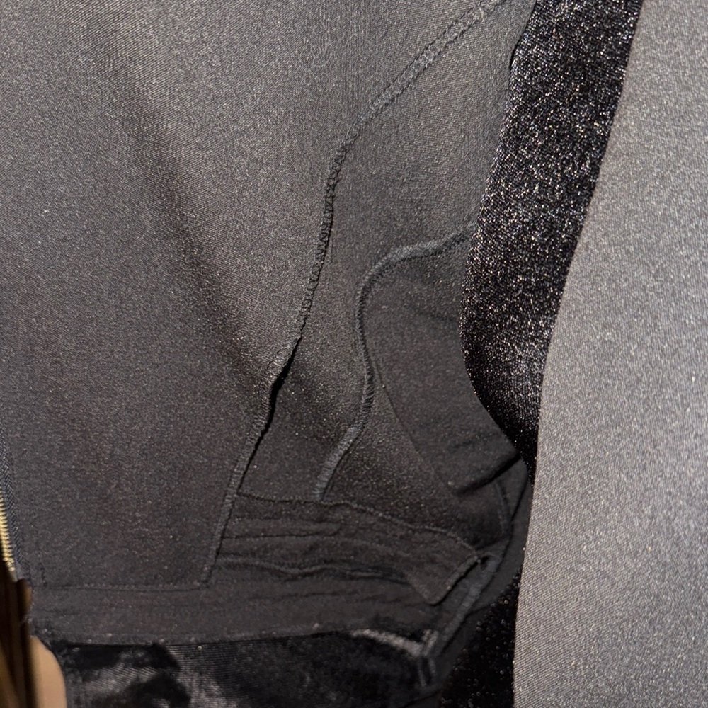 2B Bebe Black Asymmetrical Blazer - Picture 13 of 14